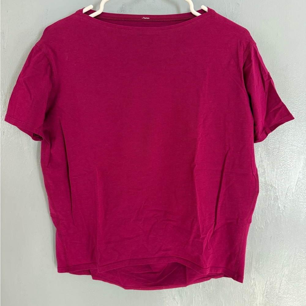 Lululemon Back in Action Shirt
